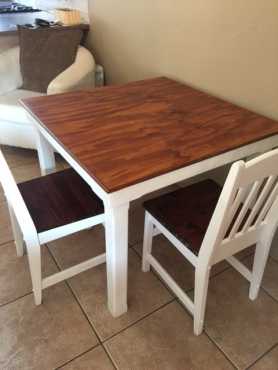 Droom Table 4 seater