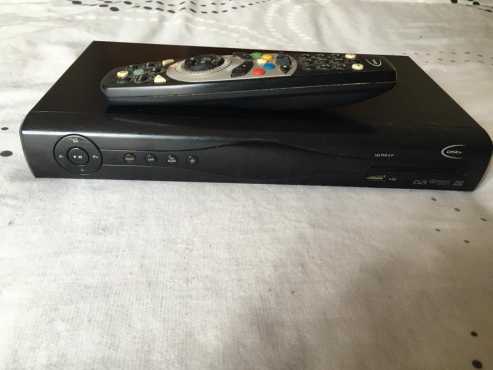 Dstv decoder