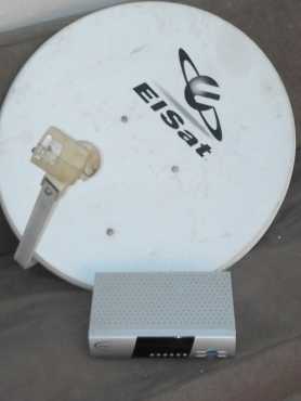 DSTV DECODER AND DISH