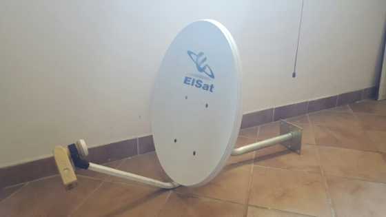 DStv DishBracketDual Lnb