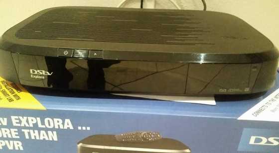 DSTV explorer with HD cable and remote