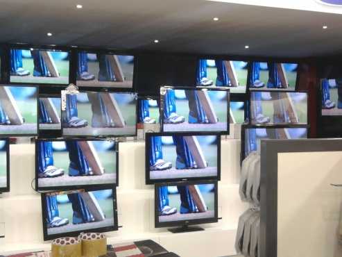 DSTV installations upgrades and services, hometheatre sys,data cabling, and sys