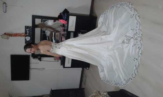 Dubai imported wedding dress....with extras