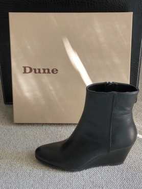 DUNE PANTHERS WEDGE ANKLE BOOTS - BLACK - SIZE 4 (37) - NEW (NEVER BEEN WORN)