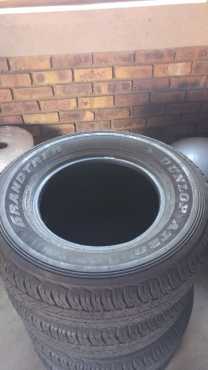 Dunlop tyres and ford rims