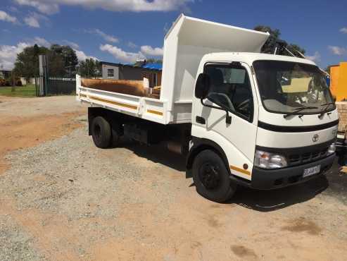 DYNA TIPPER ON AUCTION 12 MAY 2016