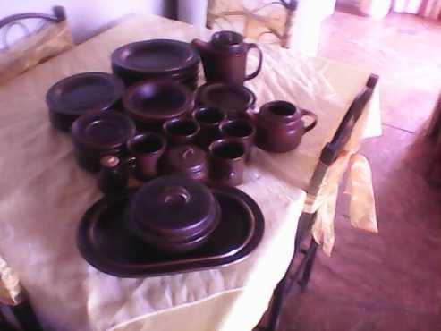 earthenware dinning set