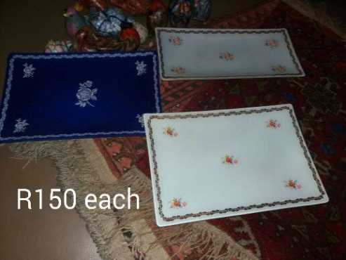 Ebroided Placemats