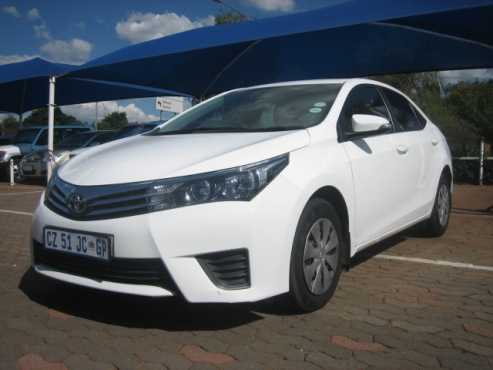 Economical 2014 Toyota Corolla 1.3 Esteem 6 Speed Manual