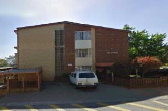 Edenvale Hazelhead 2bedrooms apartment kitchen, bathroom, parking R5000