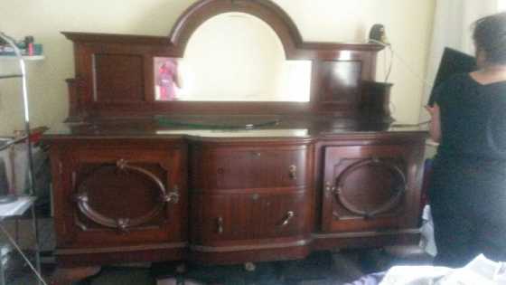 EDWARDIAN MAHOGANY SIDEBOARD FOR SALE