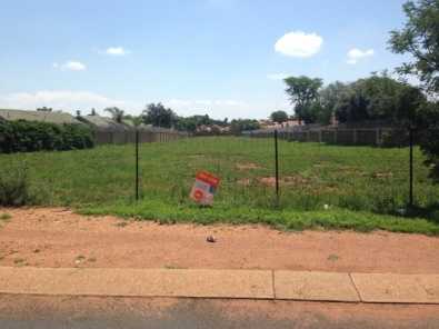 ELDORAIGNE DEVELOPMENT LAND FOR SALE