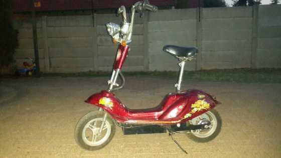 Electric Ride on Scooter For Sale