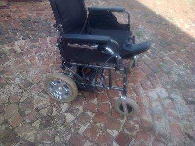 Electric Wheelchair