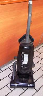 Electrolux Vacuum Cleaner S018356C rosettenvillepawnshop