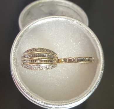 Engagement and anniversary ring