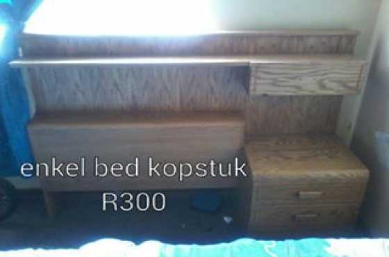 ENKEL BED KOPSTUK