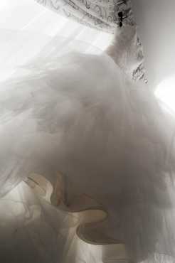 ENZOANI Ivory Lace wedding dress