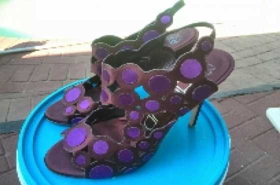 errol arendz shoes  R250