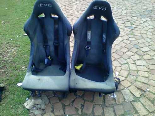 Evo race seats