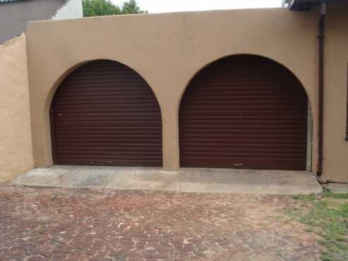 EXCELLENT AND MODERN PROPERTY. with Swimming Pool and Double Garage.  BOOYSENS. PRETORIA