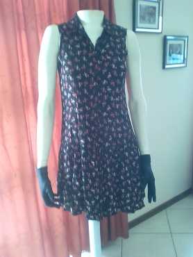 EXCELLENT CONDITION YOUNG LADIES SECOND HAND CLOTHING (MOST ONLY WORN ONCE)