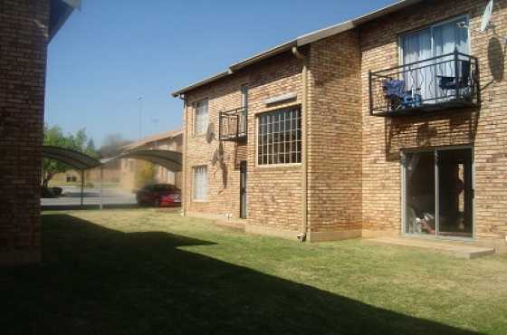 Excellent investment face-brick unit close to all amenities up for grabs