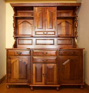 Exquisite Imbuia side board cabinet