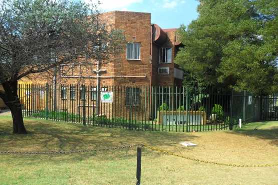 Factory and Offices to let on Flamink Street Alrode Alberton