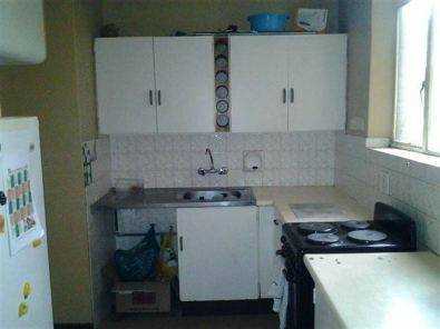 Fairview studio apartment 2100.00 OP DE BERG ROAD