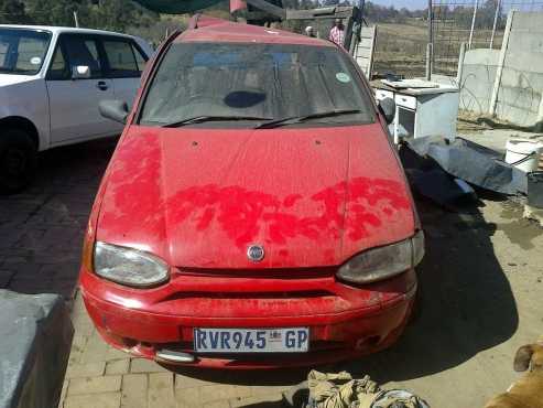 Fiat Palio  2002 model EL