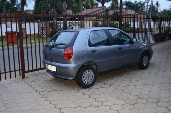 Fiat Palio Hatch Back Model 2004