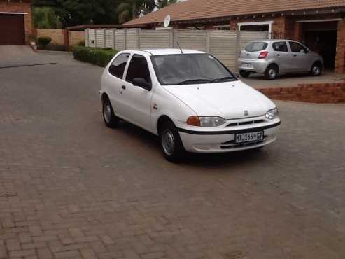 Fiat Palio in immaculate condition R29000