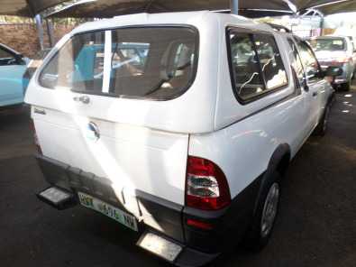 Fiat Strada utility with canopy