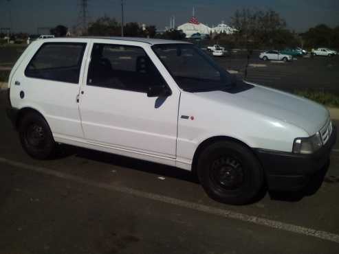 fiat uno 1100