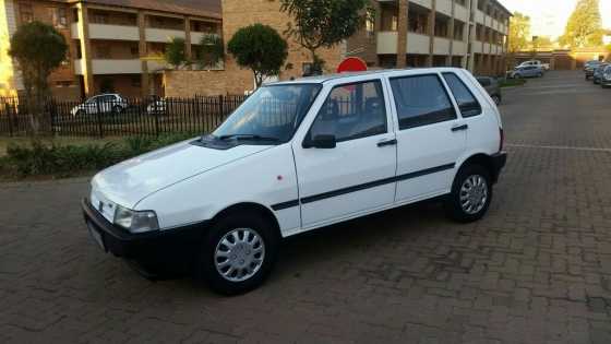 Fiat UNO 1400