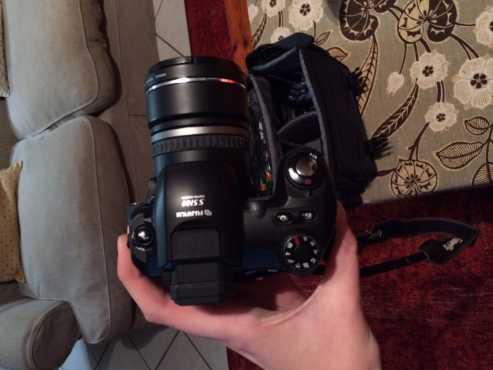 FinePix S5100  camera for sale