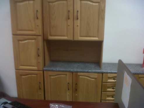 Firenze Oak Kitchen Cupboards.