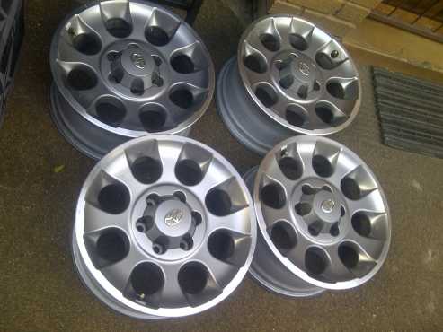 FJ Cruiser rims 17 inch