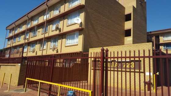 Flat for sale in Pretoria Gardens - BKES-1077