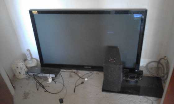 FLAT SCREEN