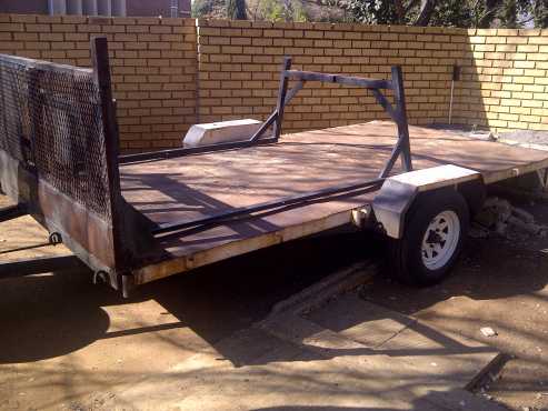 flatbed trailer