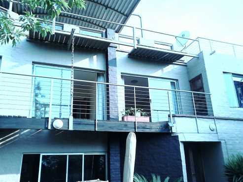 Flatlet 1st floor residential Pta E