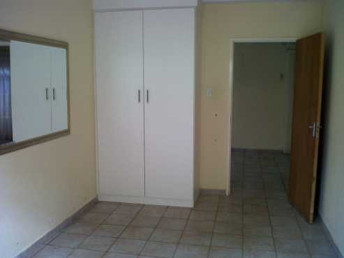 Flats at Bronkhorst dam to rent