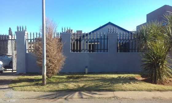 flats to let in lenasia amp lenasia south 1 or 2 bedrooms