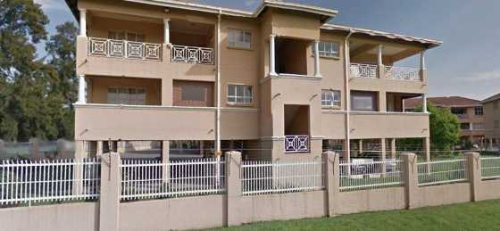 Flats to rent in Three Rivers Proper