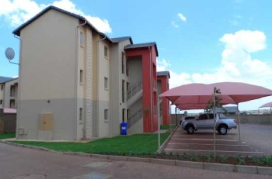 For Sale - 2 Bedroom, 2 Bathroom unit - Rose Stone Monavoni (Great Investment)