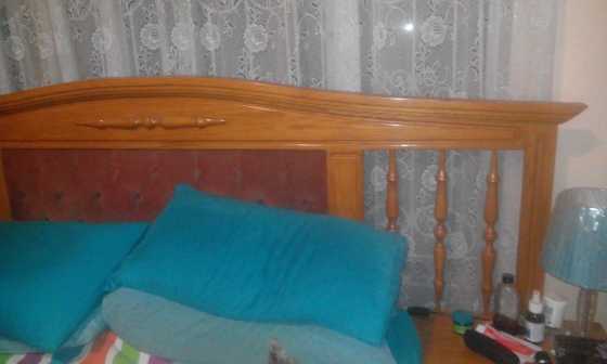 FOR SALE HEADBOARD AND MIRROR CASE