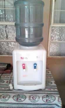 For sale hot and cold water Despenser