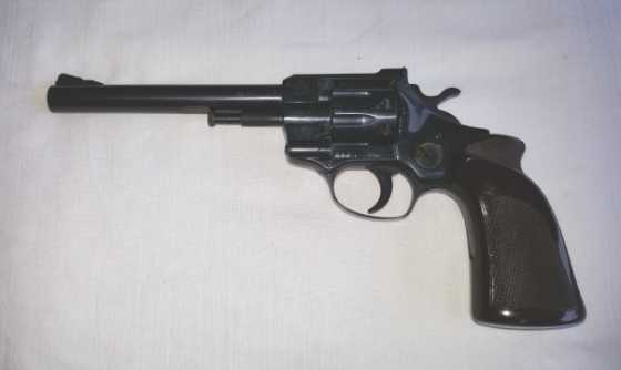 FOR SALE Revolver ARMINUS, Model HW 7S. Calibre .22